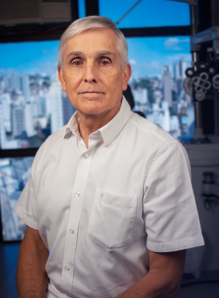 Dr. Raul Damásio R. de Castro